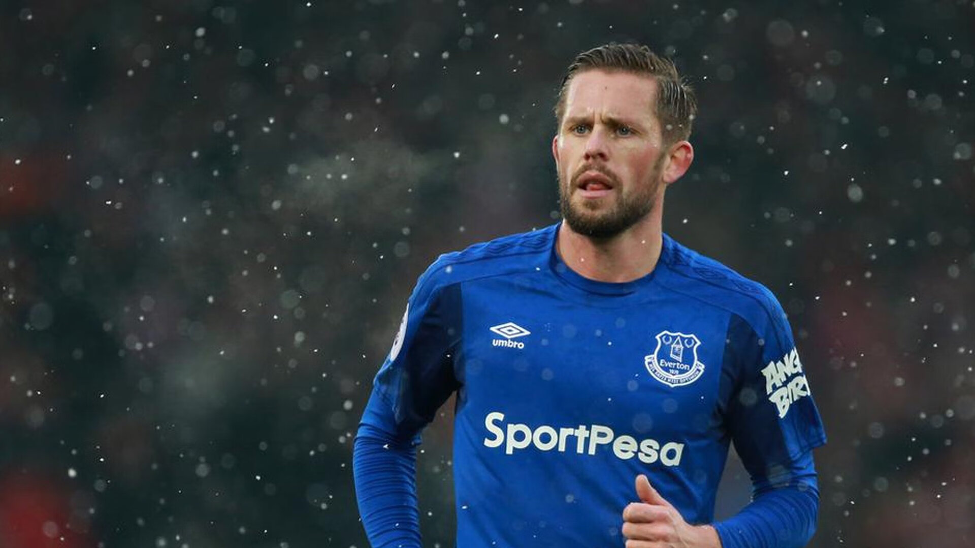 巴萨伤员清零后战力飙升,弗里克怒吼:冠军我们要定了!,巴萨列队