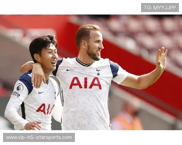 前锋回撤参与组织:位置流动成为趋势