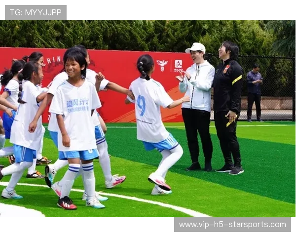 俱乐部青训营增设女足专项班 鼓励性别多样性发展,女足青训队伍 俱乐部青训营增设女足专项班 鼓励性别多样性发展,女足青训队伍